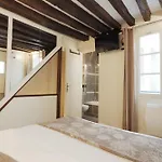 公寓 Louvre Parisian Duplex