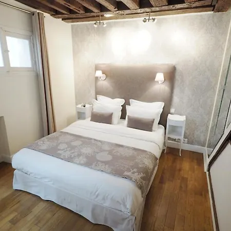 Louvre Parisian Duplex Париж