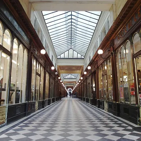 Louvre Parisian Chicsuites Apartment *