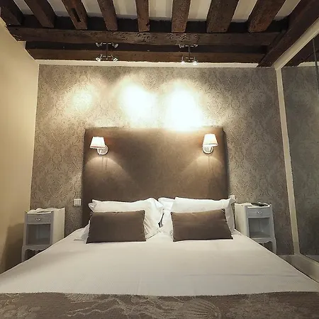 Apartment Louvre Parisian Chicsuites *