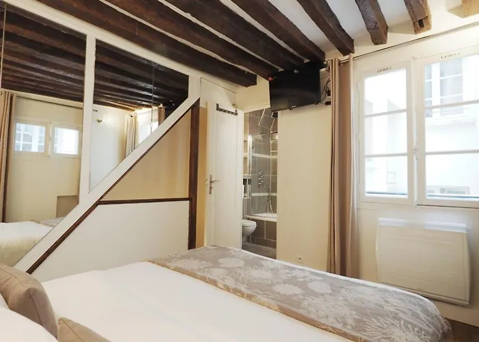 Appartamento Louvre Parisian Duplex