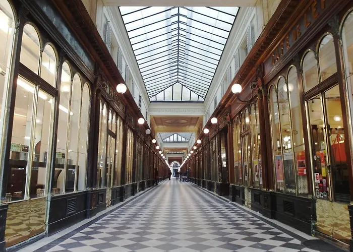 Louvre Parisian Duplex Lejlighed