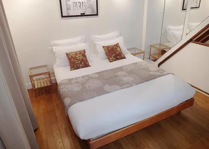 Louvre Parisian Duplex