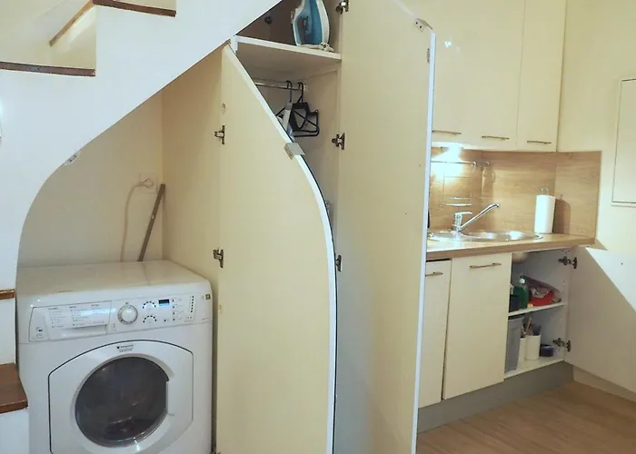 Louvre Parisian Duplex Apartment *